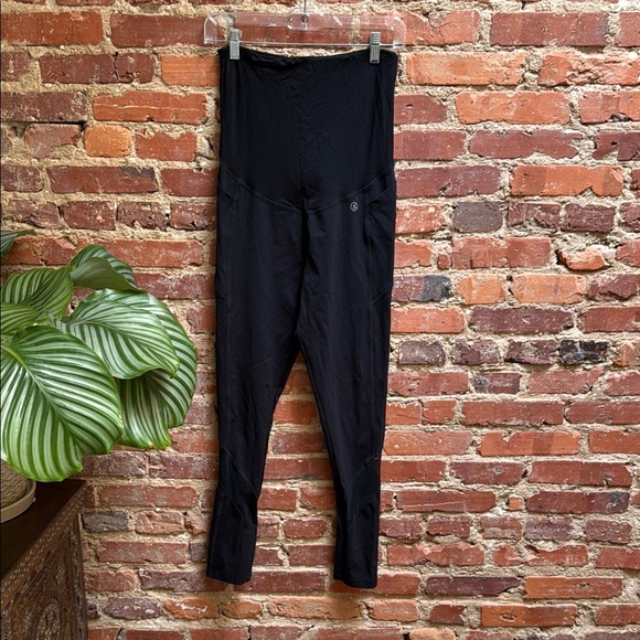 Seraphine Maternity Athletic leggings, medium - Picture 5 of 5